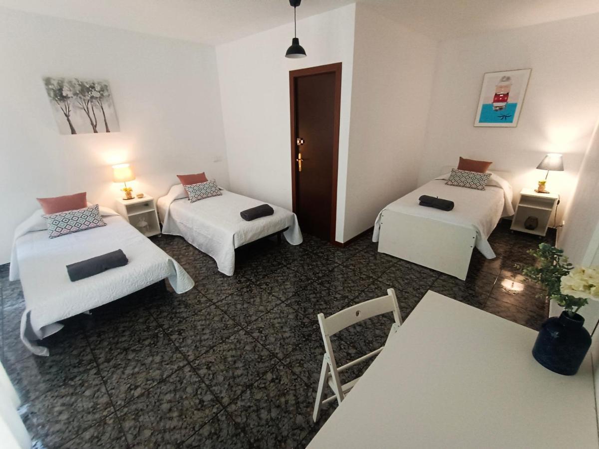 By Plaza Urquinaona Rooms Barcelona Buitenkant foto